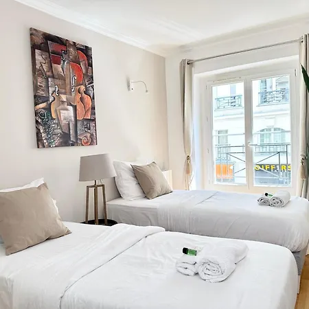 Luxury Family Getaway Near Place Vendome * Paris